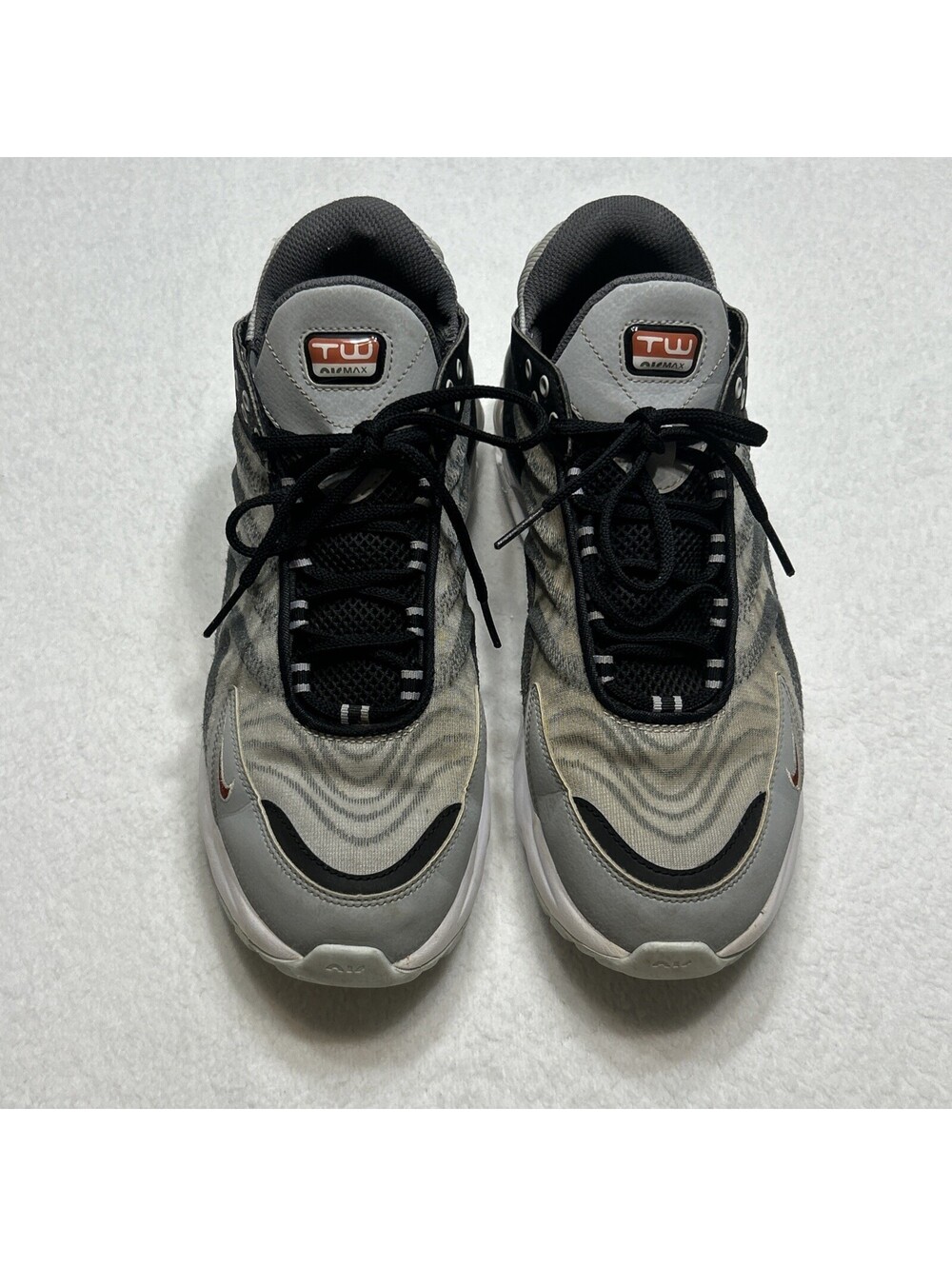 Nike Air Max TW Size-10.5 Wolf Gray/Black/Rugged Orange DQ3984-004